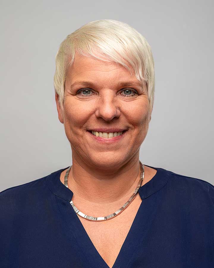 Katja Nikol, Geschäftsführerin